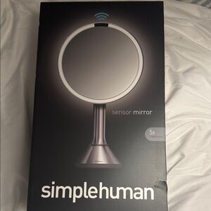 Simplehuman Silver Sensor Mirror with 5x Magnification